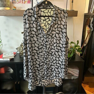 Love Drobe for Simply Be‎ Sleeveless Collared Button Down Blouse (Plus Size)